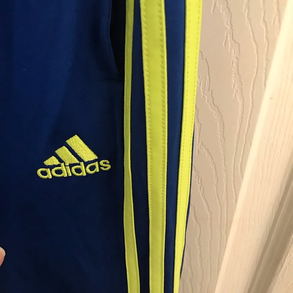 🛑🛑🛑SOLD🛑🛑🛑Adidas sweatpants - Picture 3 of 5